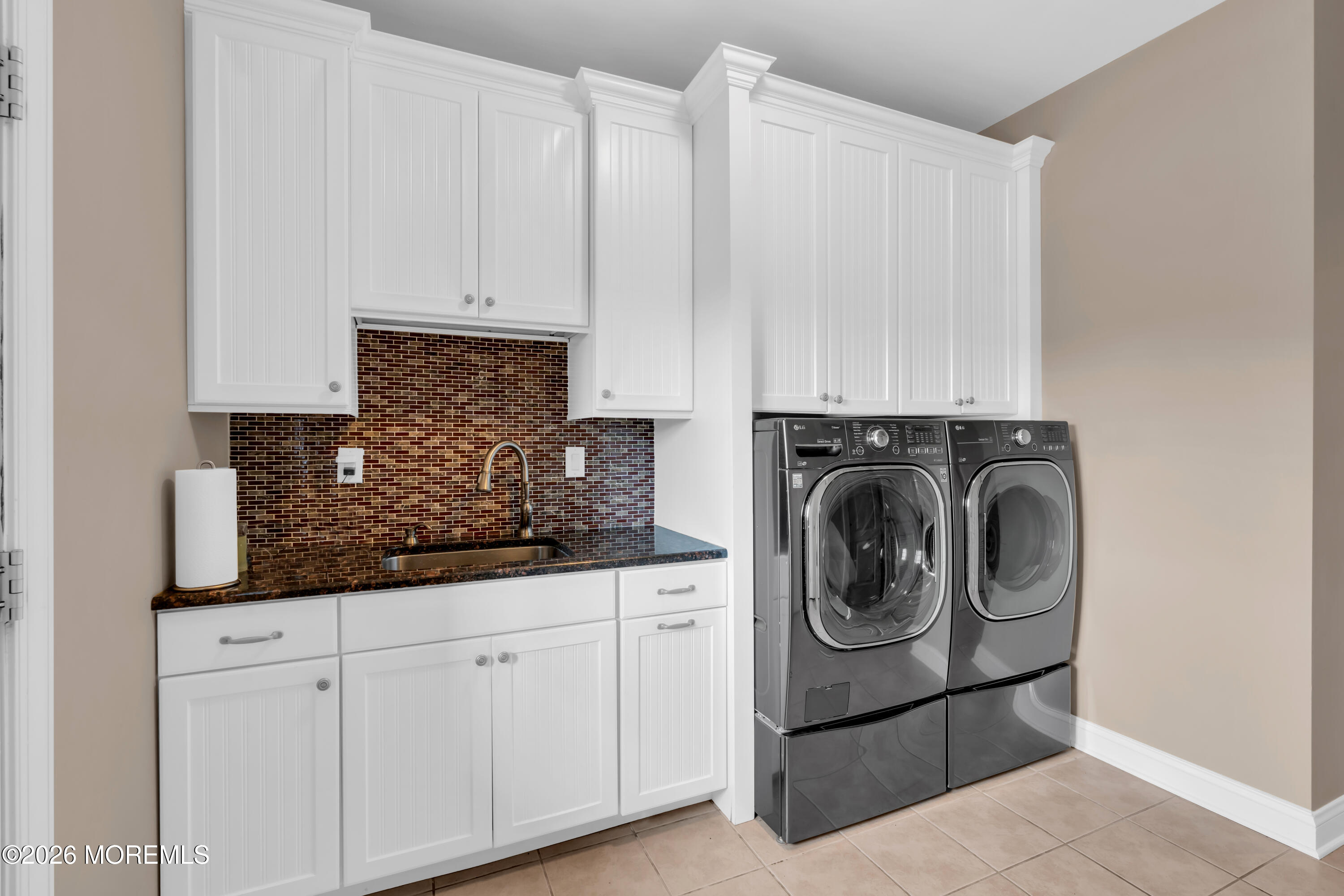 4 Ridgeview Way Allentown NJ 08501