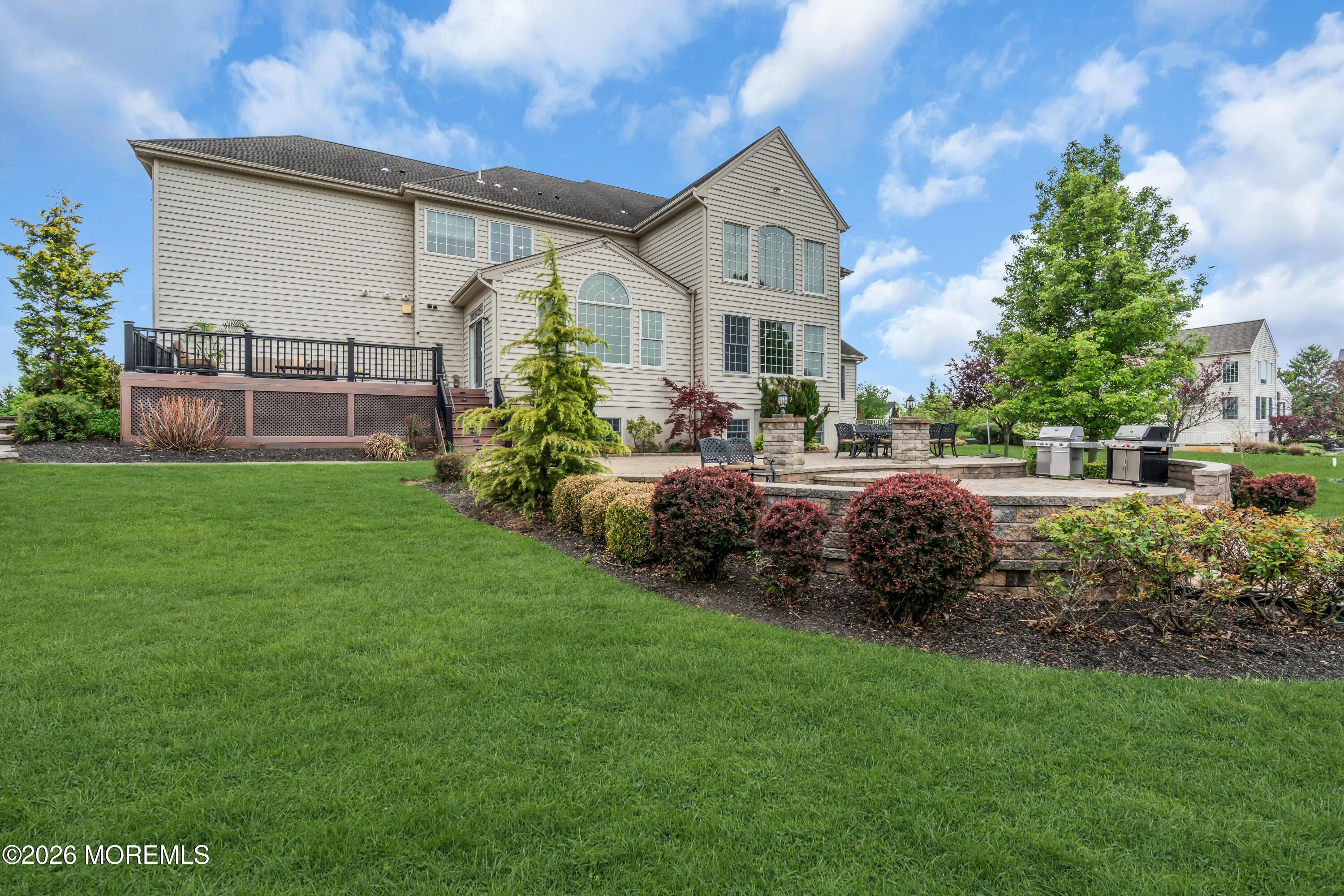 4 Ridgeview Way Allentown NJ 08501