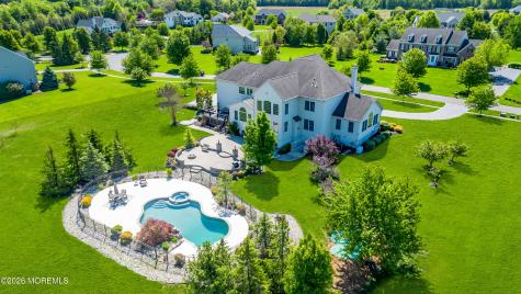 4 Ridgeview Way Allentown NJ 08501
