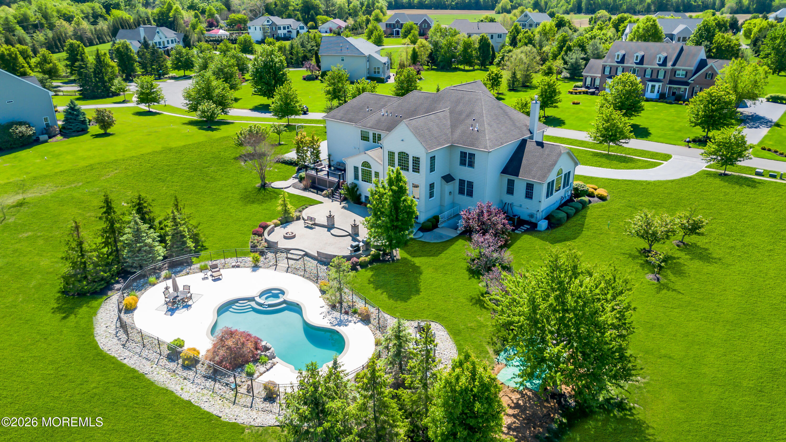 4 Ridgeview Way Allentown NJ 08501