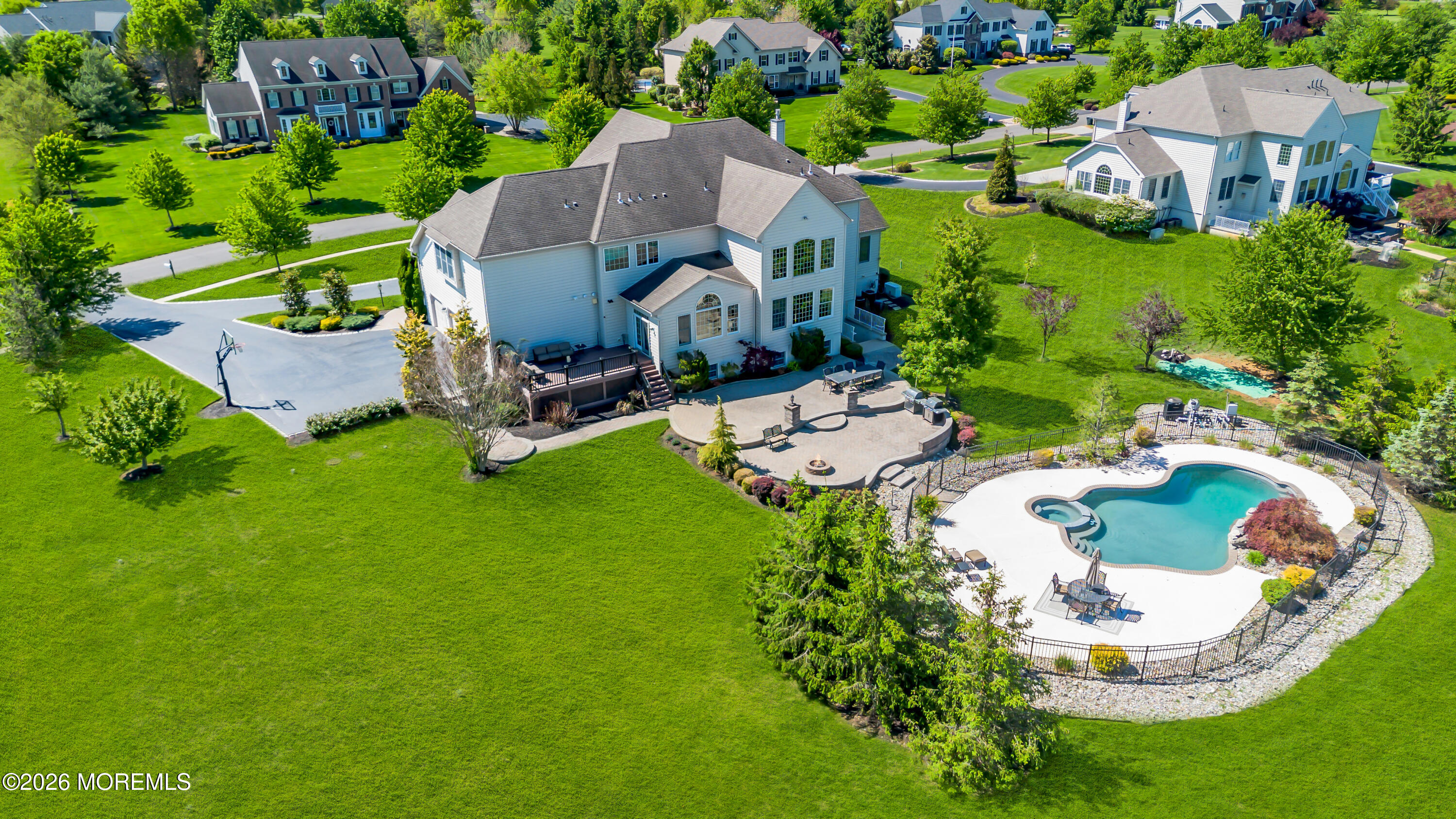 4 Ridgeview Way Allentown NJ 08501