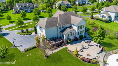 4 Ridgeview Way Allentown NJ 08501