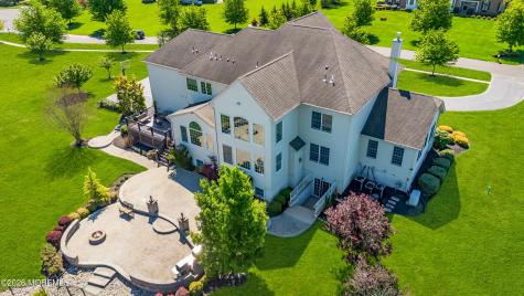 4 Ridgeview Way Allentown NJ 08501