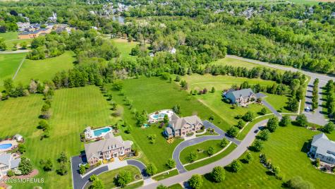 4 Ridgeview Way Allentown NJ 08501