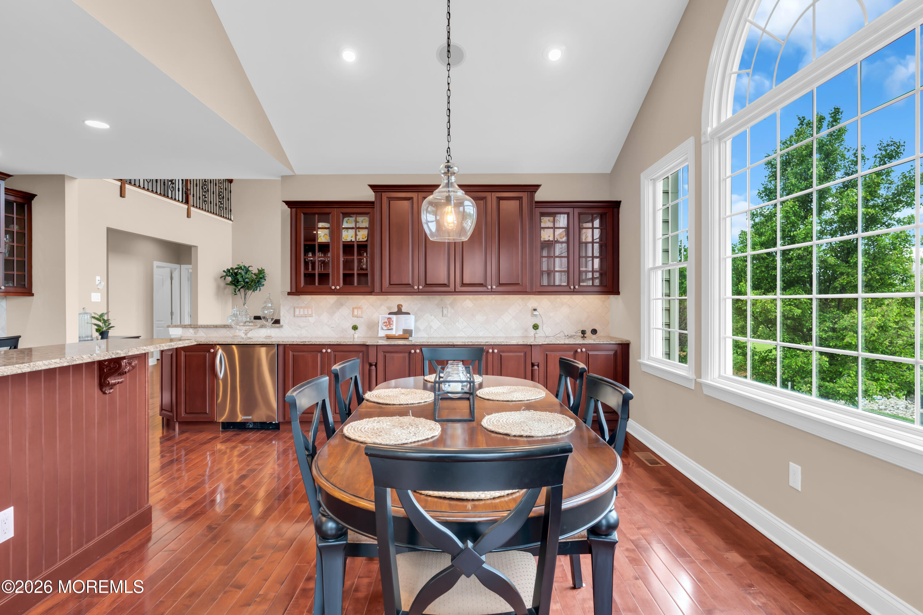 4 Ridgeview Way Allentown NJ 08501