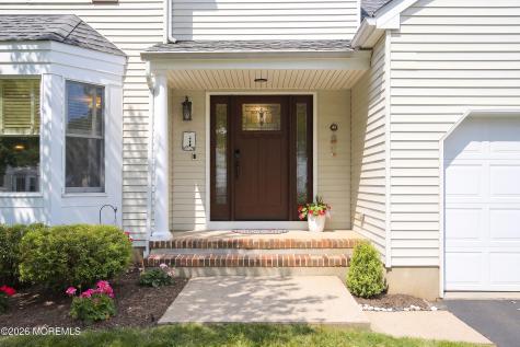 92 Meadow Drive Shrewsbury Boro NJ 07702
