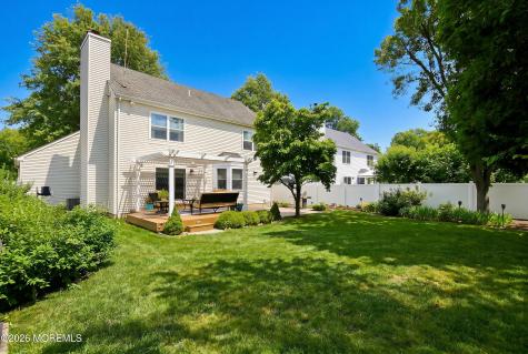 92 Meadow Drive Shrewsbury Boro NJ 07702