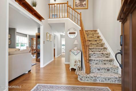 92 Meadow Drive Shrewsbury Boro NJ 07702