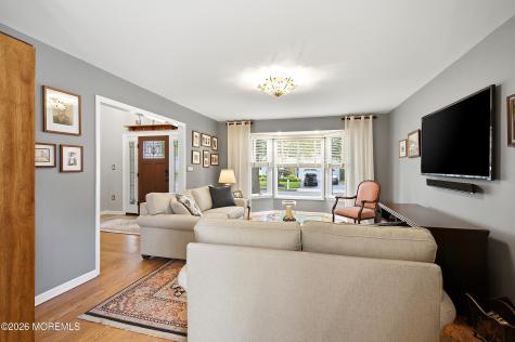 92 Meadow Drive Shrewsbury Boro NJ 07702