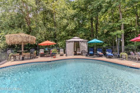 34 Kara Court Matawan NJ 07747