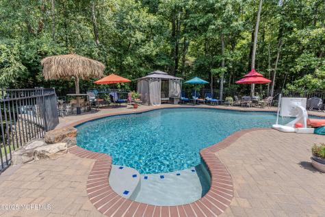 34 Kara Court Matawan NJ 07747