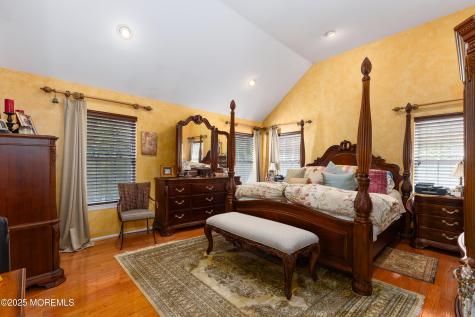 34 Kara Court Matawan NJ 07747