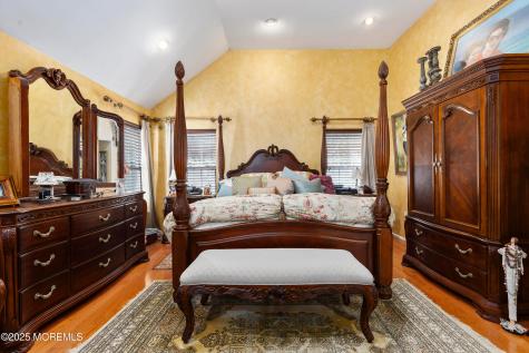 34 Kara Court Matawan NJ 07747