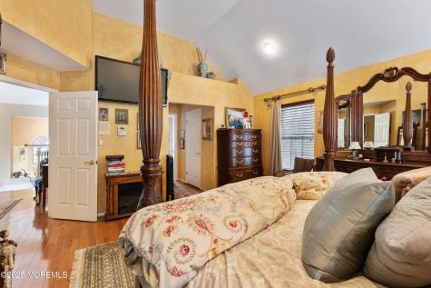 34 Kara Court Matawan NJ 07747