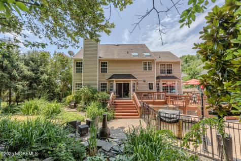 34 Kara Court Matawan NJ 07747