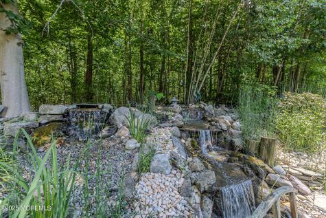 34 Kara Court Matawan NJ 07747