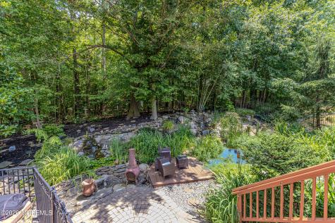 34 Kara Court Matawan NJ 07747