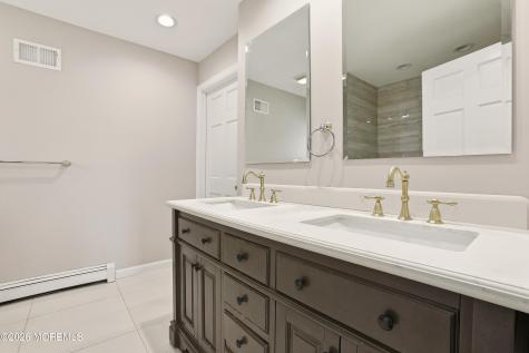 592 Ollie Burke Road Jackson NJ 08527