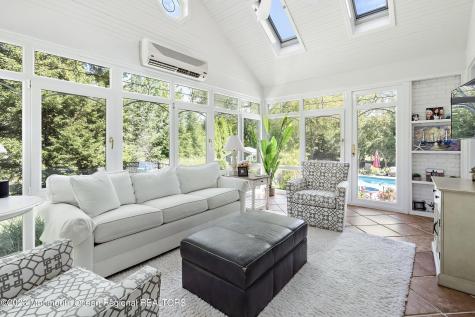 5 Pirates Cove Road Little Silver NJ 07739