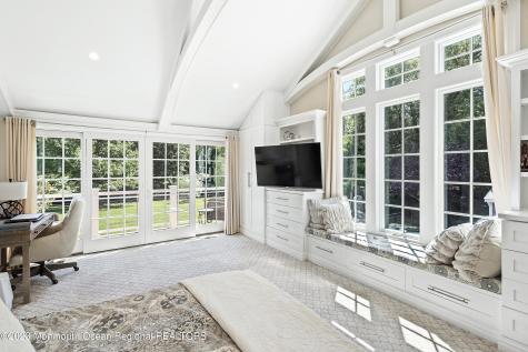 5 Pirates Cove Road Little Silver NJ 07739