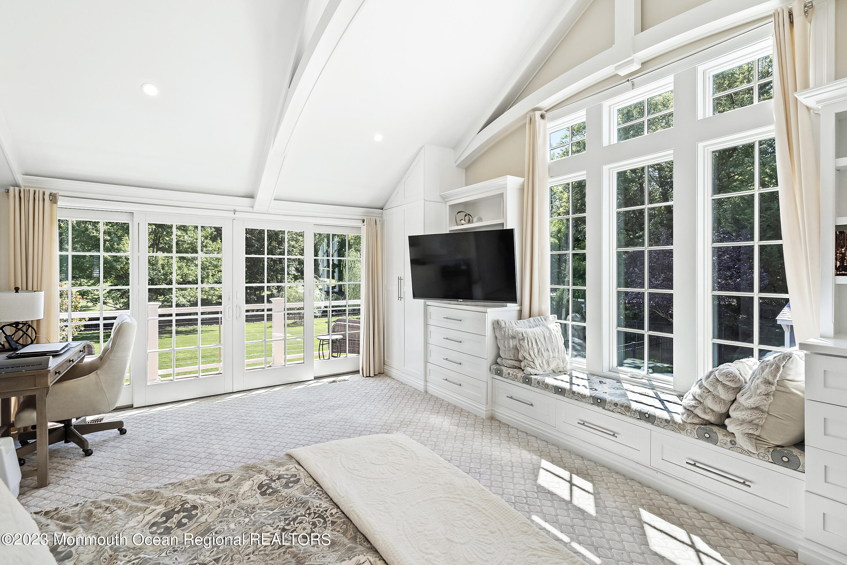 5 Pirates Cove Road Little Silver NJ 07739