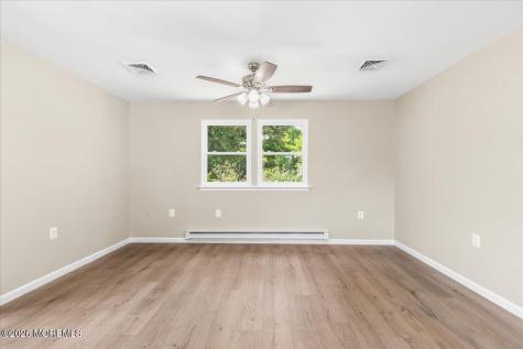 16D Spring Street Whiting NJ 08759