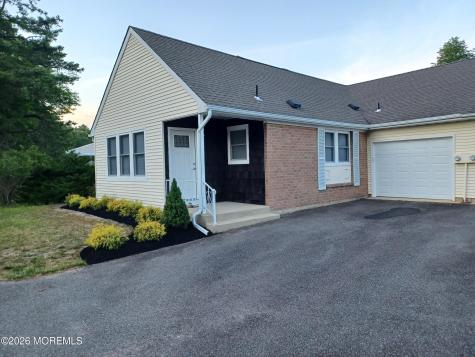 16D Spring Street Whiting NJ 08759