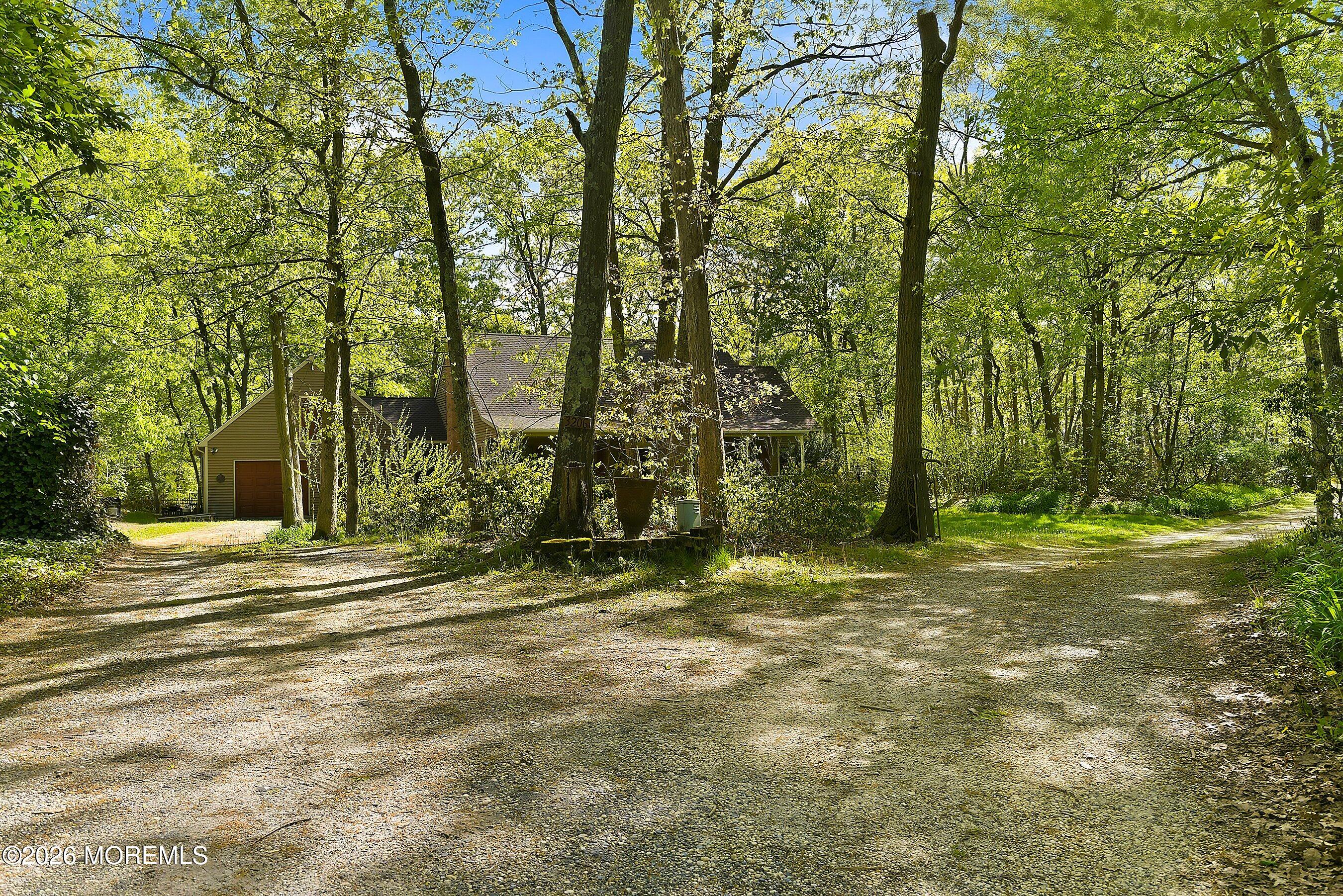 3206 Ridgewood Road Allenwood NJ 08720