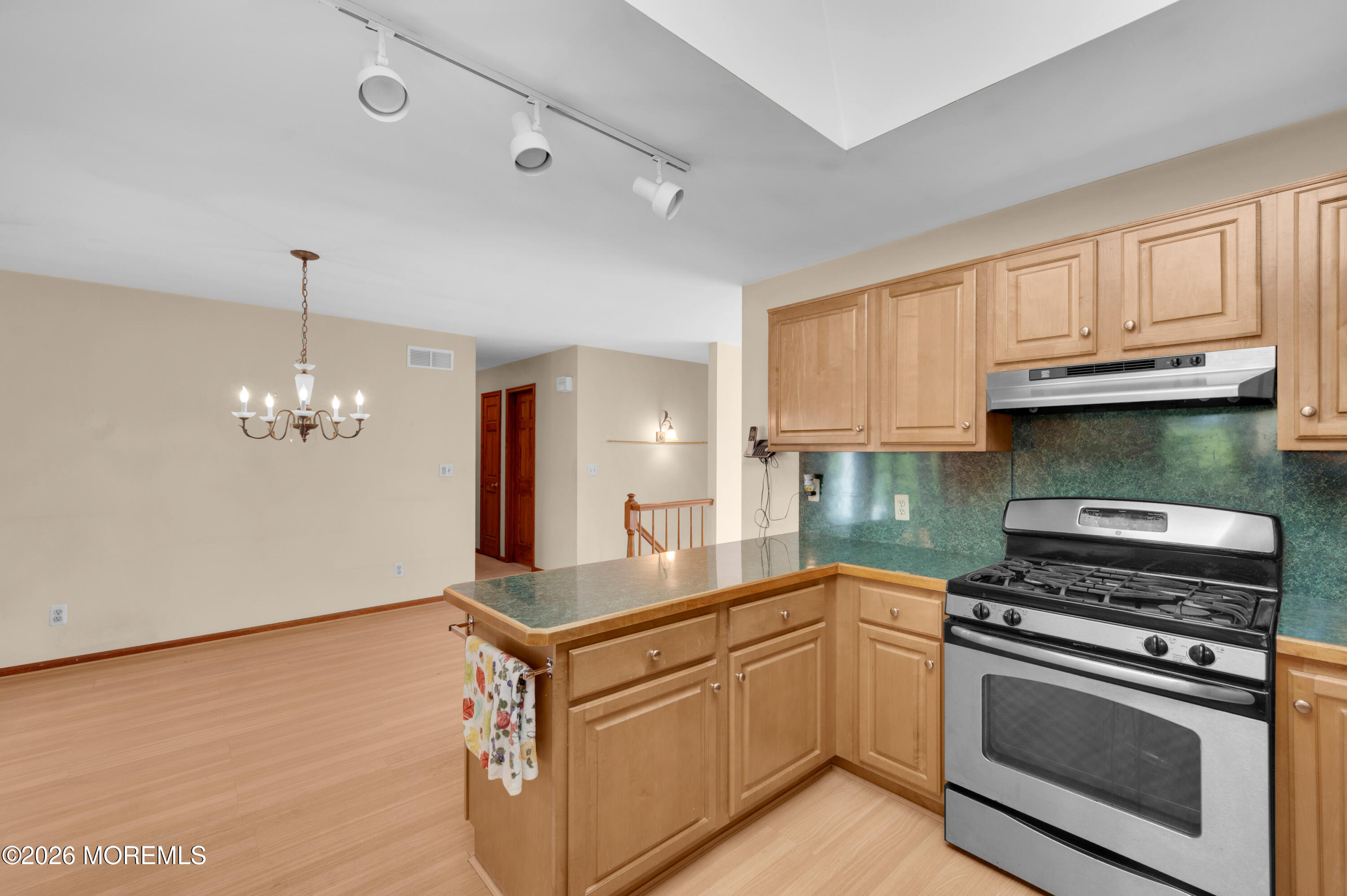 127 Arnold Place Neptune Township NJ 07753
