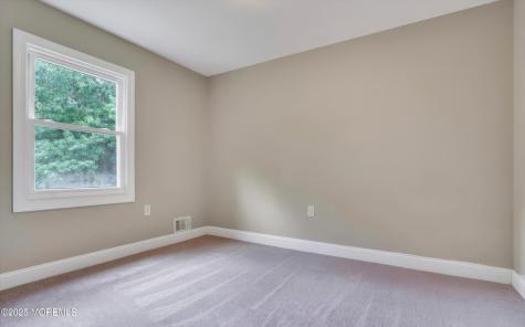 323 Suburban Drive Toms River NJ 08753
