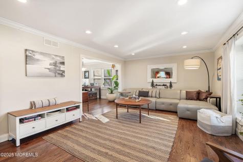 323 Suburban Drive Toms River NJ 08753