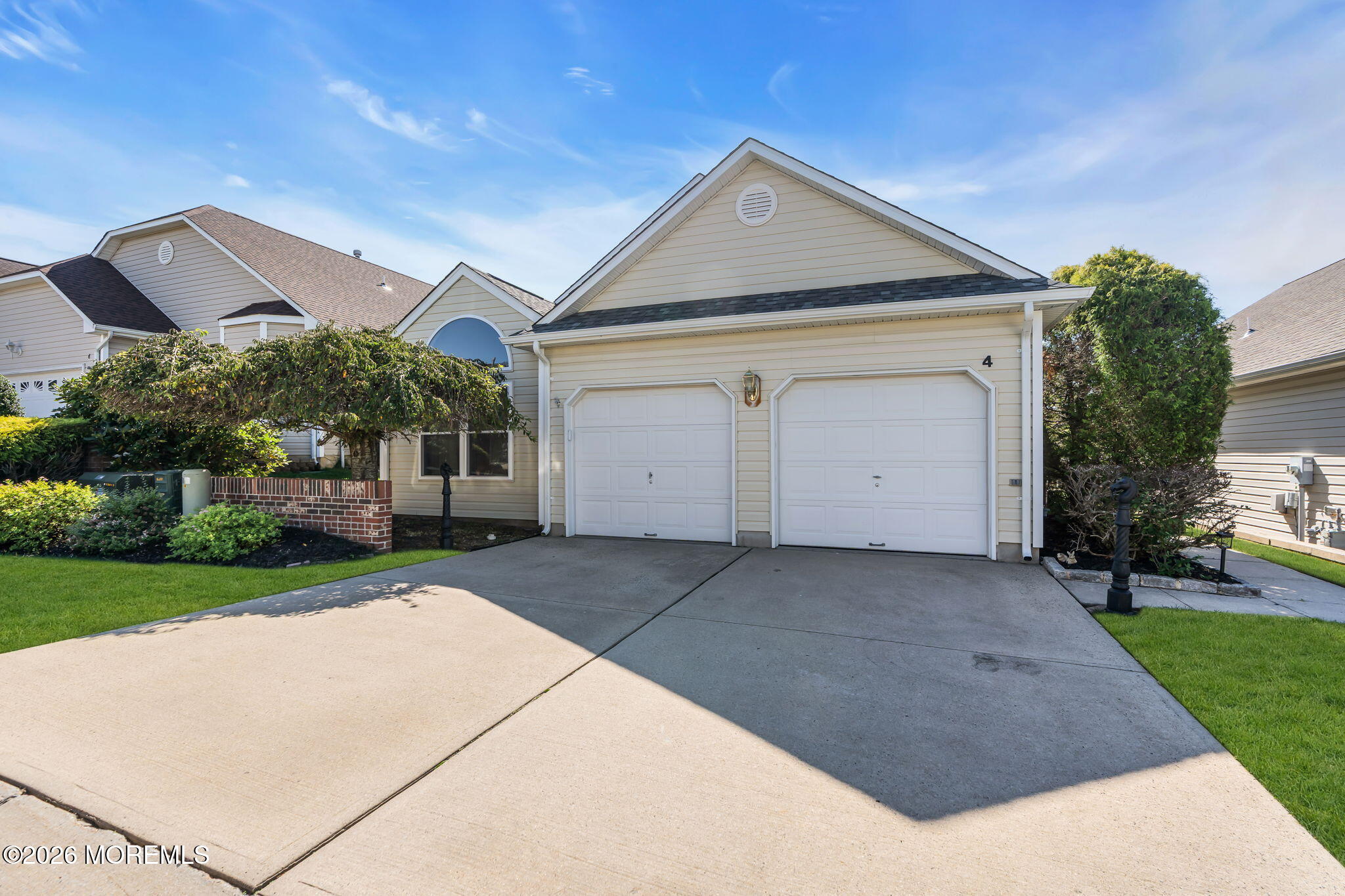 4 Woodburn Road Manahawkin NJ 08050