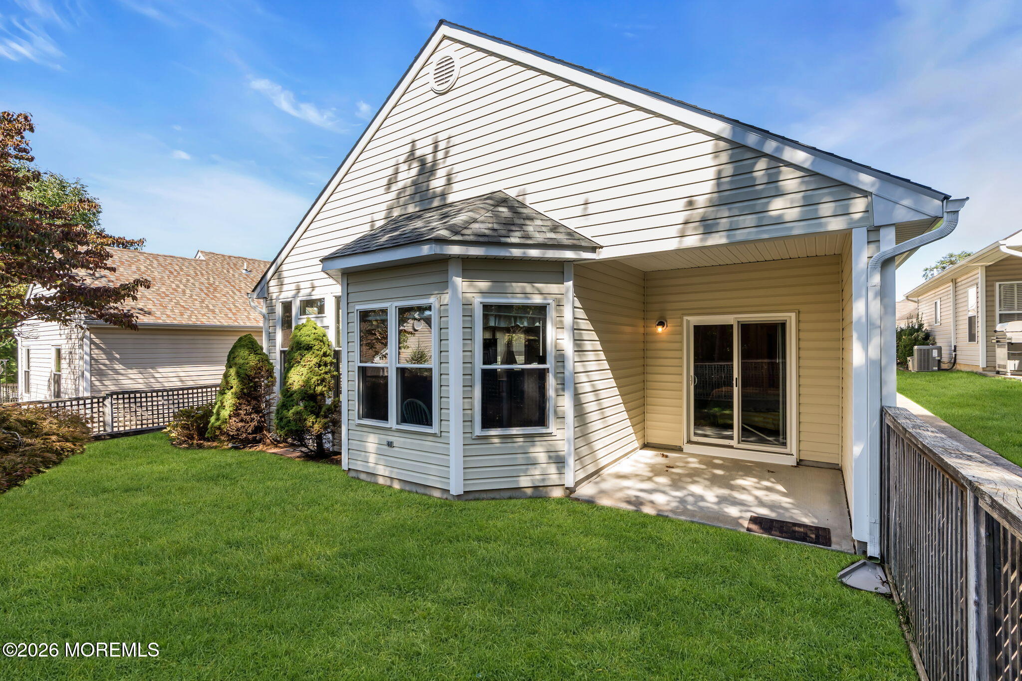 4 Woodburn Road Manahawkin NJ 08050