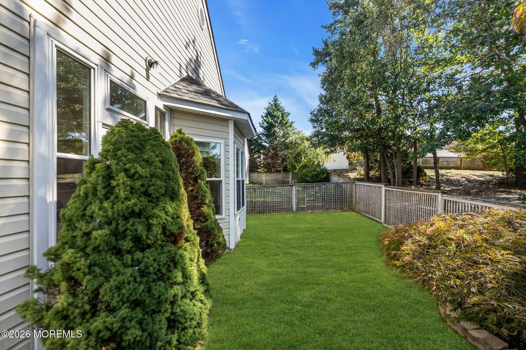 4 Woodburn Road Manahawkin NJ 08050