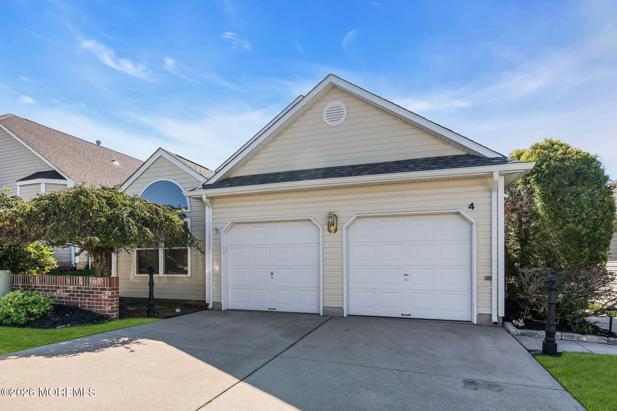 4 Woodburn Road Manahawkin NJ 08050