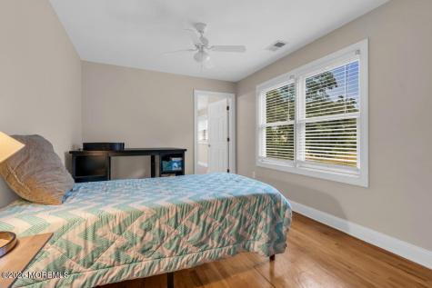 57 Nautilus Drive W Leonardo NJ 07737