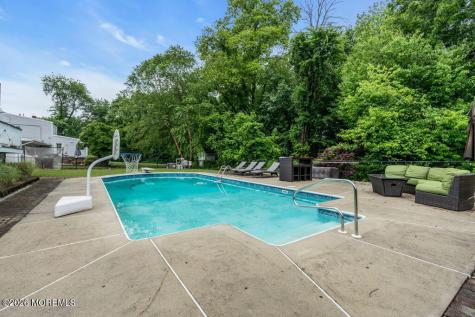 57 Nautilus Drive W Leonardo NJ 07737
