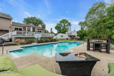 57 Nautilus Drive W Leonardo NJ 07737