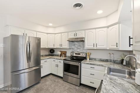23B Portsmouth Street Whiting NJ 08759