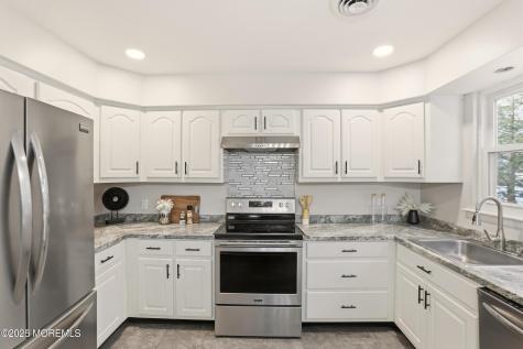 23B Portsmouth Street Whiting NJ 08759