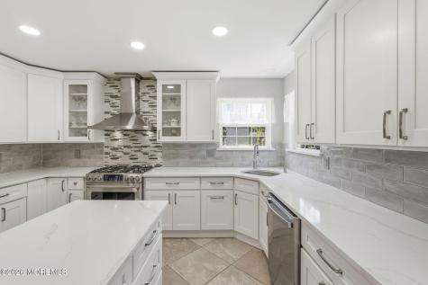 202 Veronica Court Lanoka Harbor NJ 08734