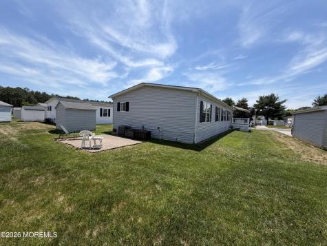 706 Evergreen Court Whiting NJ 08759
