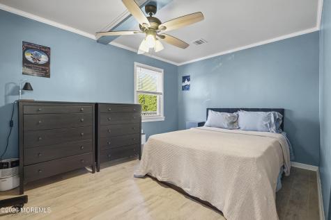 882 Woodmere Drive Cliffwood Beach NJ 07735