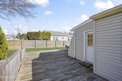 882 Woodmere Drive Cliffwood Beach NJ 07735