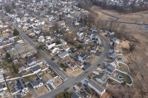 882 Woodmere Drive Cliffwood Beach NJ 07735