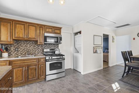 882 Woodmere Drive Cliffwood Beach NJ 07735