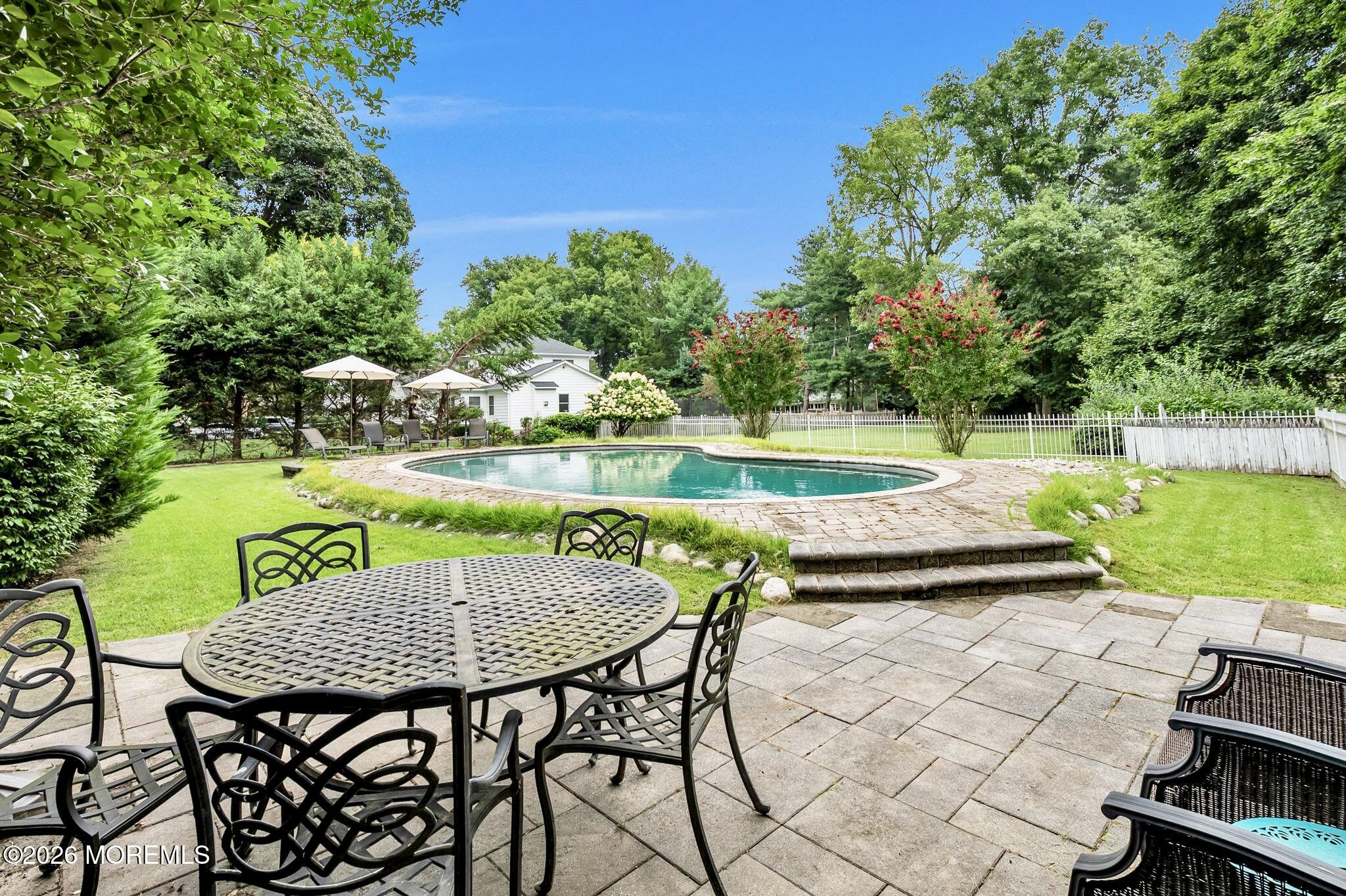 333 Sycamore Avenue Shrewsbury Boro NJ 07702