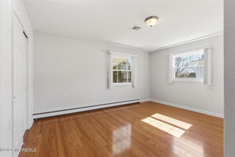 13 Bimini Drive Toms River NJ 08757