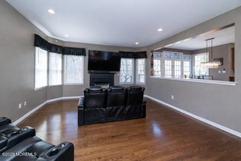 19 Lakeside Drive Jackson NJ 08527
