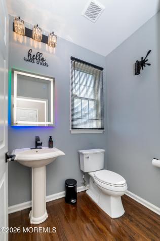 19 Lakeside Drive Jackson NJ 08527